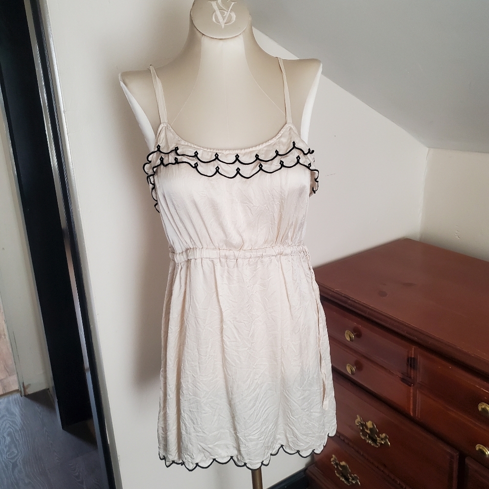 Silk Nightie With Black Scalloped Trim - Feather Bone Size Small